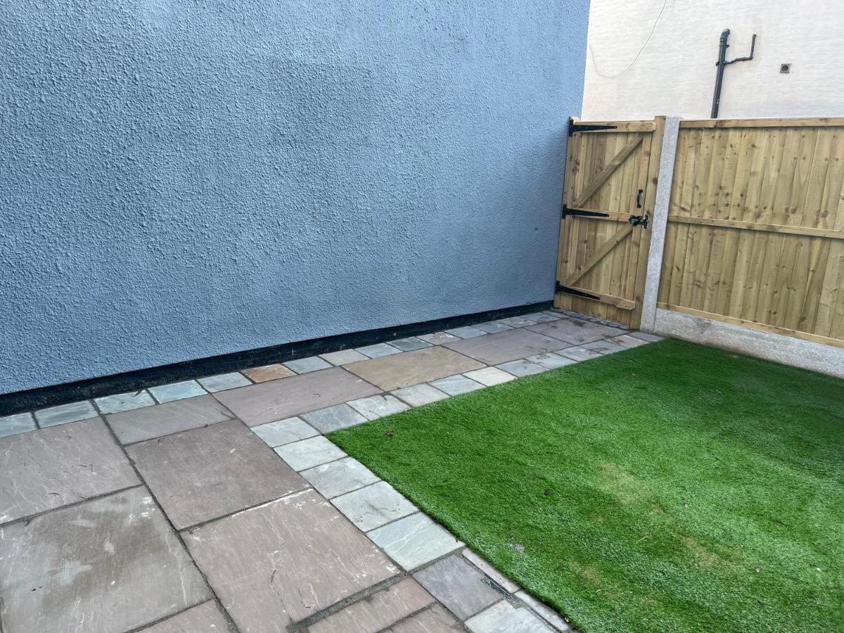 Luxury 2 Bed Apartment Great Location Stoke-on-Trent Экстерьер фото