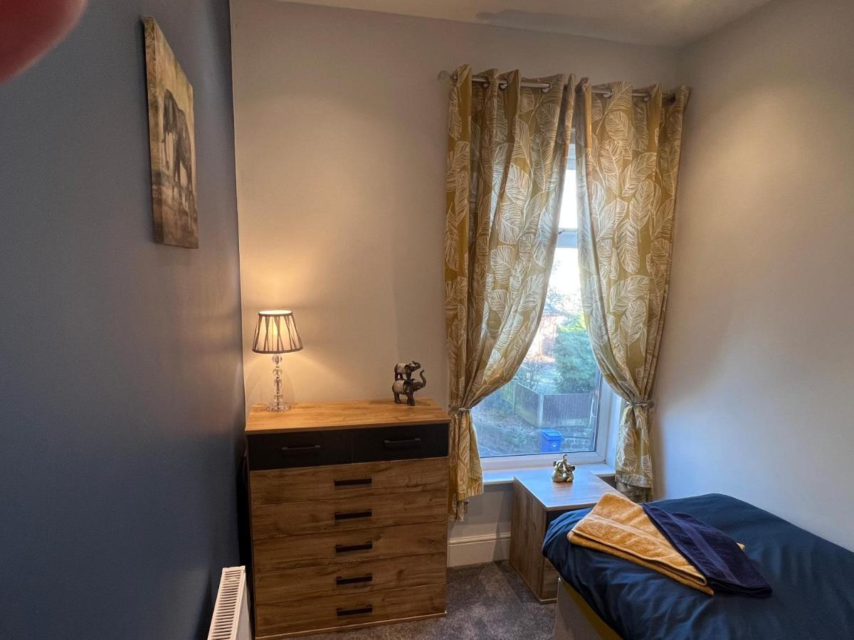 Luxury 2 Bed Apartment Great Location Stoke-on-Trent Экстерьер фото